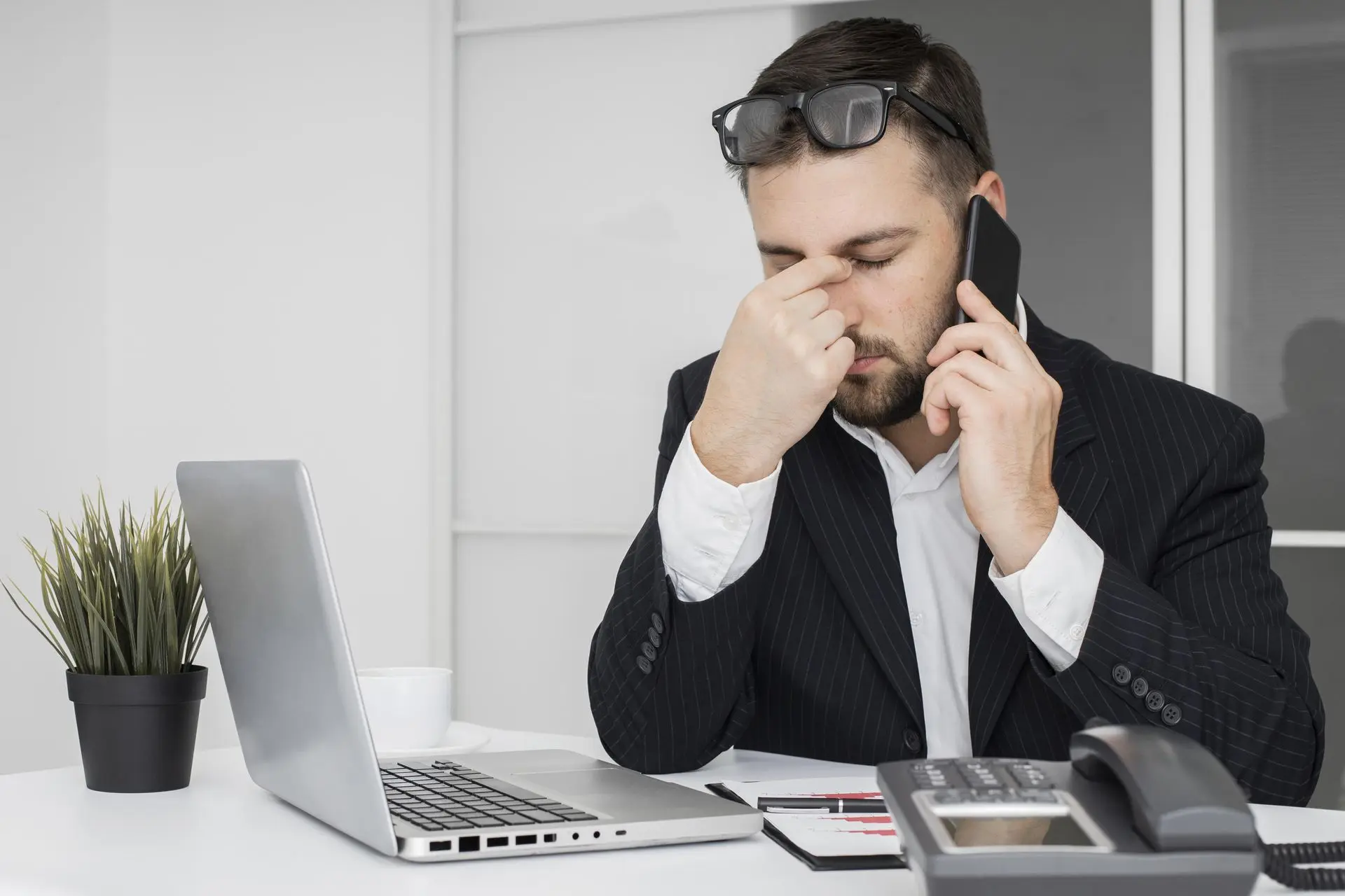 When Candidates Ghost: Why Hiring Managers Are Losing Talent Mid-Process